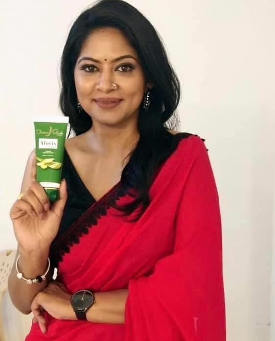 Alovis Gel Premium - 100ml | Natural Primer | Protects Skin | Reduces Inflammation | Nourishing Gel