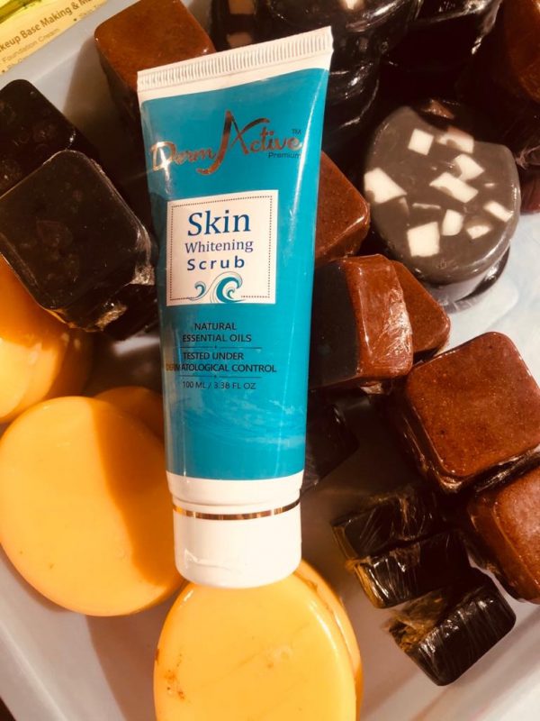 Face Scrub Premium - 100ml | Removes Tan & Blackheads | Daily CTN Face Scrub